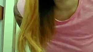 showing pepeka's pussy online with flashing fun 😏