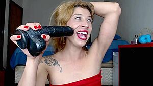 Lettywild Anal Slut Show Stuns with Skills