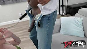 Bláznivá zrzka stříká tvrdě na obří pták exa - DFXtra