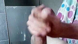 Huge Cock In Cape Town Delivers Epic Cumshot