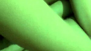 Indonesian aunt shares family story with german friend