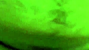 Indonesian aunt shares family story with german friend