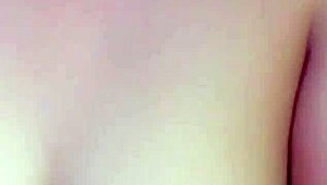 Hey, check this Vietnam girl showing off her charm