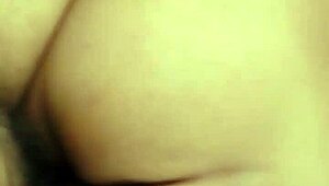 Freshly Bathed Morenita In Black Attire