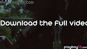 Czech milf and petite lesbian teen Elilith Noir slip into bath for steamy play