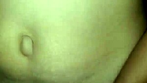 Karım'la koca yarraklı adamları emmeyi seviyorum