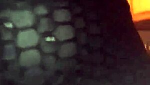 ela dança e rebola essa bunda grande gostosa