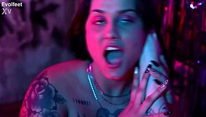 Lesbian Foot Fetish With Rotten Venus And Nath Sucking Toes