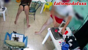 achter de schermen latina stiefdochter snelle hd neuk in tattoo achterkamer