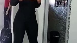 Neighbor spies, gets creampie