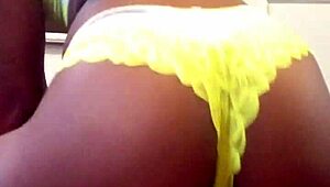 Hey, check out this big pussy in little panties dancing close up