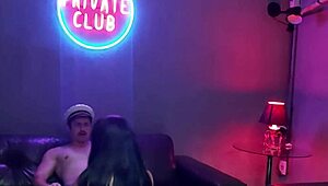 Capitão met this sexy milf at the swing house for blowjobs 😏