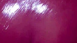 J'ai dû enfoncer ma bite dans ce gros cul huilé.