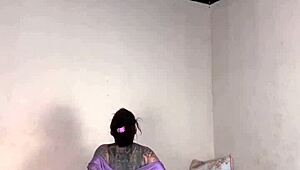 Von Poison gives ass bareback