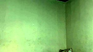 Von Poison gives ass bareback