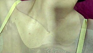 Eerste keer anale avontuur met bhabhi in homemade setting