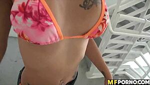 Watch as crystal lopez gets banged in a group pov