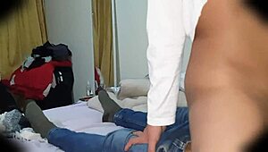 Mostoha apu farka olyan finom, imádom fent lovagolni miniszoknyában tiltott orgazmusért