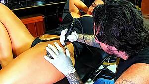vloog essa morena deixou o tatuador maluco