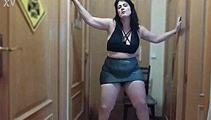 Dancing And Striptease With Big Ass