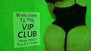 Big asses shaking for cash?