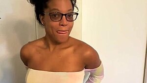 Sascha Stage Pays a Visit to Her Beautiful Neighbor