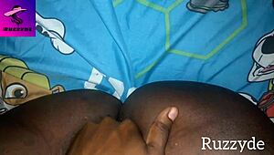 Exploring Unwashed Creamy Pussy Early Morning In Garage