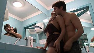 Greedy milf with big tits and big ass 😍