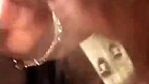 my tongue tip gets wet in pussy 😋