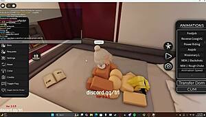 Rubia caliente mama y cabalga polla blanca grande en perrito y vaquera