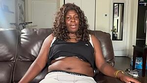 Uh, imádom lovagolni azt a nagy punciszájat cowgirl stílusban Althea Charless interracial