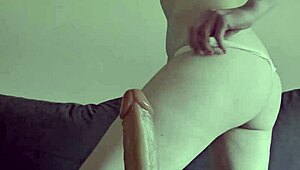 sexy mature mommy hanysy plays with vibrator intensely