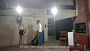 邋遢乞丐运气爆棚金发妹牛仔装骑乘