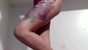 this peruvian latina's long legs so tempting and sexy