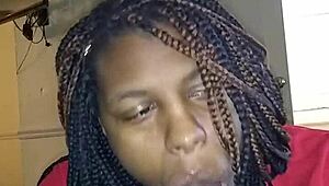 Diamond Mercedez performs sloppy blowjob in Florida USA