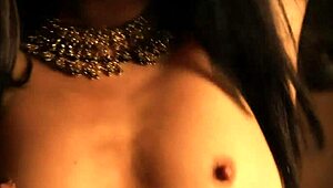 Trodde jag kunde sno från garaget utan att åka dit men het 18+ tjuv straffades med arslehån hardcore