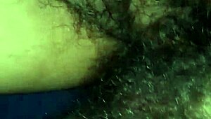 makka begs for hairy pussy penetration