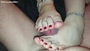 best footjob from housewife with big toes