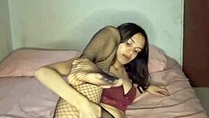 Compulsively fucking my tight pussy to creamy orgasm 😈