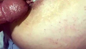 Does this blonde slut take anal gape?