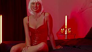 Halloween-kostymkul med Stacy Cruz