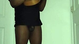 My first guitar and singing session after reverification on Sheer.com