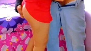 Odota, saako mun meksikolainen naapuri isolla persellä creampien ulkona? Voinko liittyä amatööri-imurointiin?