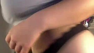 Tremendous features of a Colombian woman