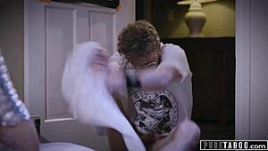 Conspiracy Theorist Meets Sexy Alien for Taboo Muff Diving and Deepthroat Cowgirl