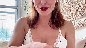 Punheta Guiada - Batendo Uma Bem Gostoso Pra Vc With Big Tits In Lingerie.