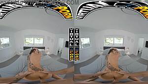 Cassie Del Isla gives filthy rich an anal lesson