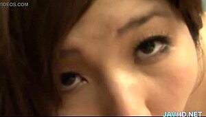 Japanese amateurs show off boobs in high definition 😍