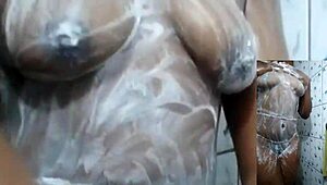 CYNDY BLACKSLAVE - MASTURBATE IN SHOWER WITH LITTLE 18+ SQUIRT