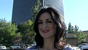 Fucking Brunette Milf Mom